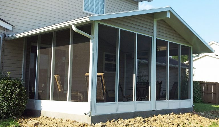 screened in porch